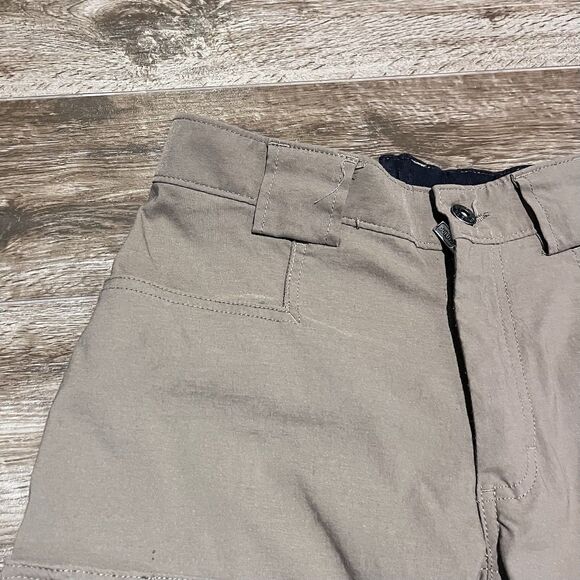 Duluth Trading Pants Mens M 30x32 Brown Flex Dry On The Fly Cargo Stretch - Picture 6 of 13